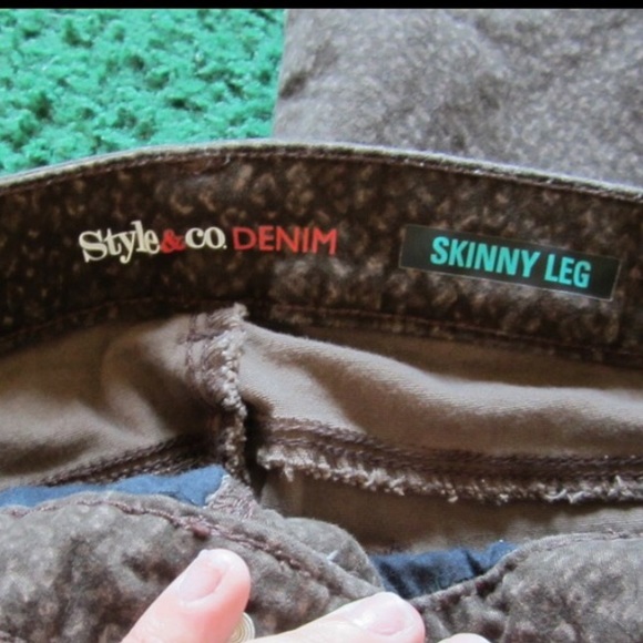 🌹🌹Style & Co. Brushed Jeans Size 14🌹🌹 - Picture 3 of 4